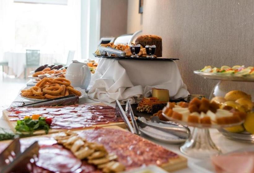 Отель Vincci Valdecanas Golf