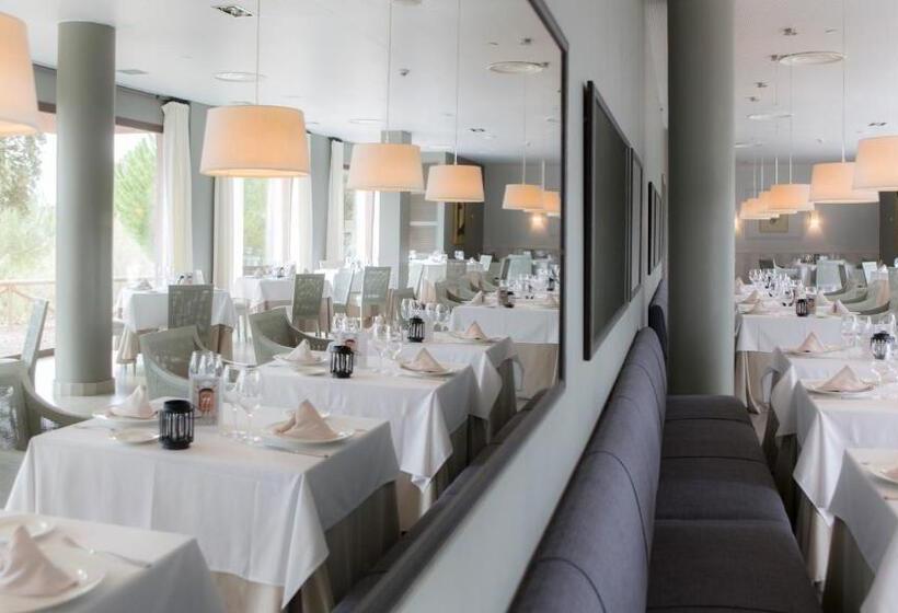 Отель Vincci Valdecanas Golf