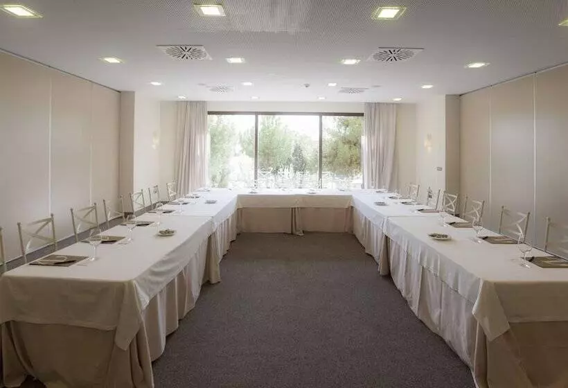 호텔 Vincci Valdecanas Golf