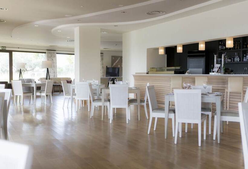 Отель Vincci Valdecanas Golf