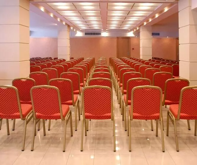 هتل Xenia Poros Image