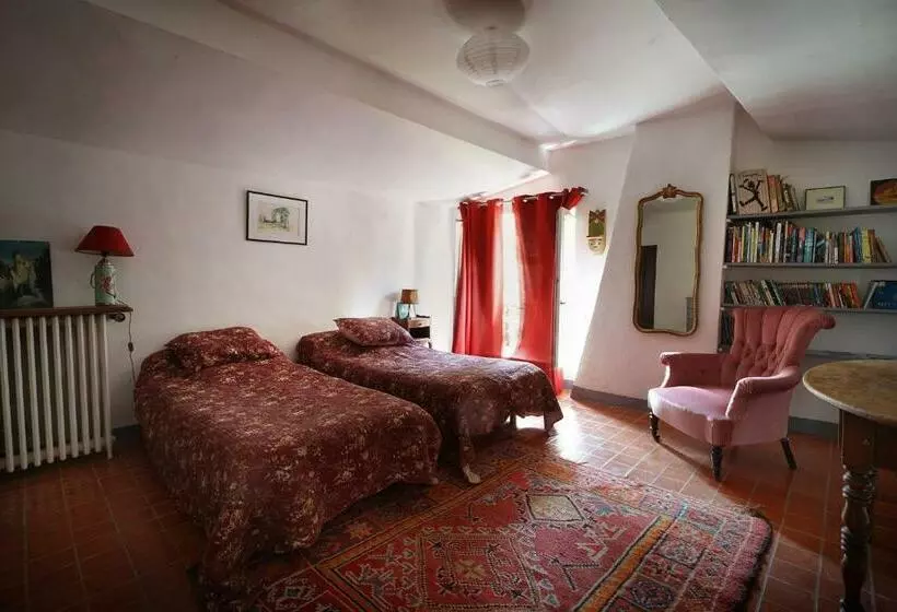 Bed and Breakfast Maison Du Loup