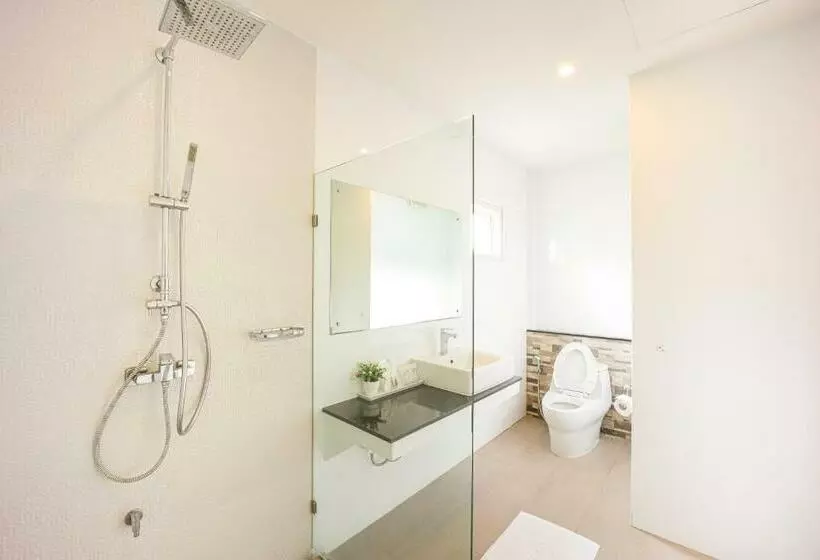 Hotelli Akard Private Villas Sattahip