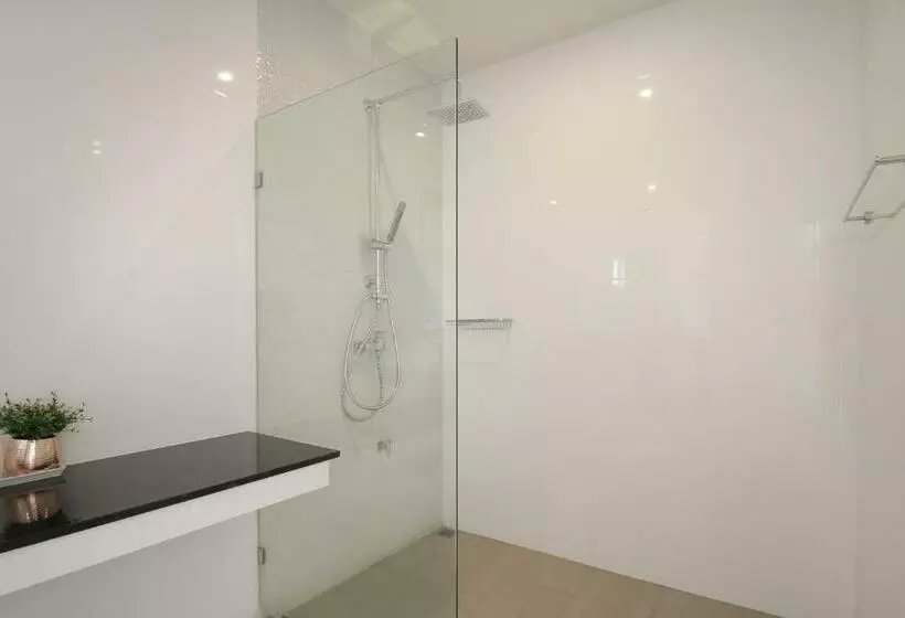 Hotelli Akard Private Villas Sattahip