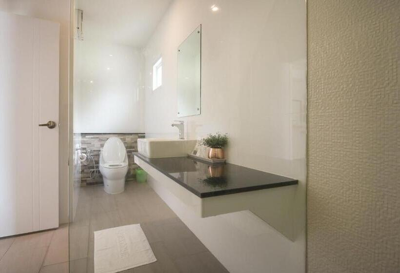 בית מלון כפרי Akard Private Villas Sattahip