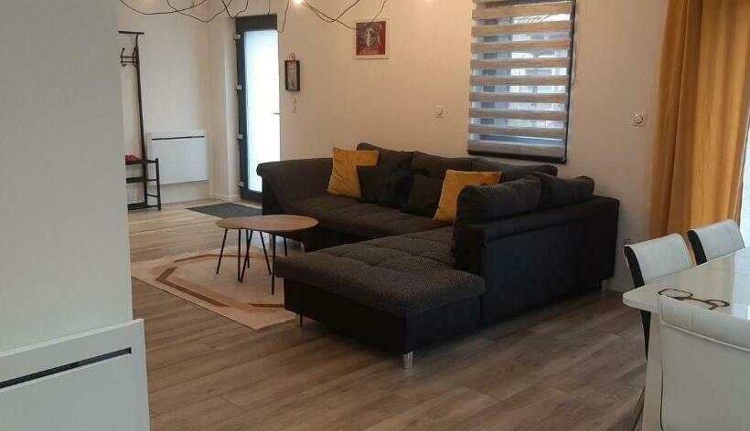 膳宿费 Gites Ostheim