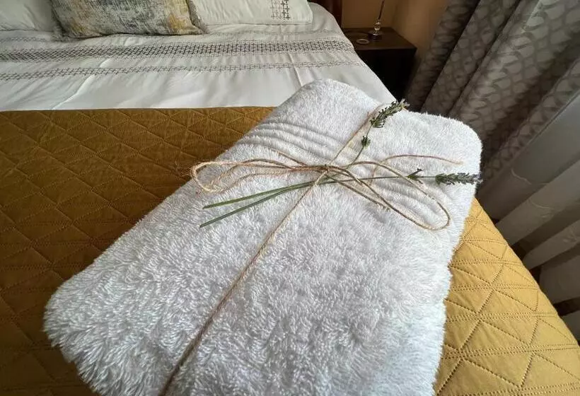 ペンション Kalashe Bed & Breakfast