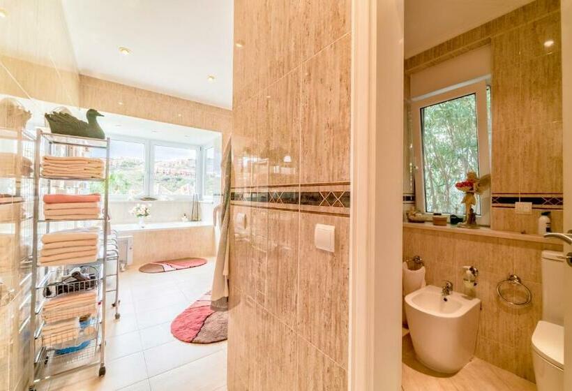 膳宿费 Luxury Villa With Sea And Mountain Views