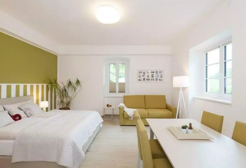ペンション Villa Bella Vista   Apartment Green