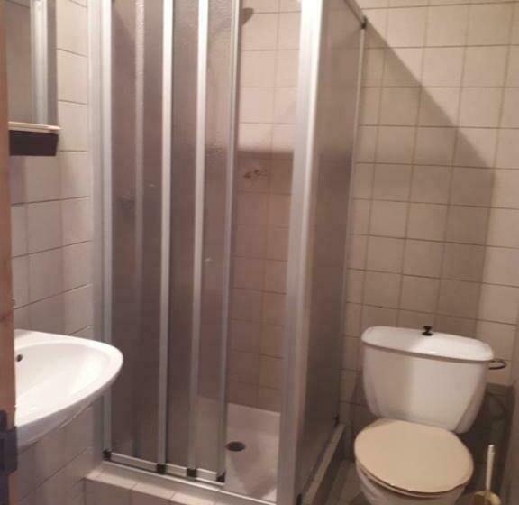 مبيت وإفطار Leo S Chambres D Hôte