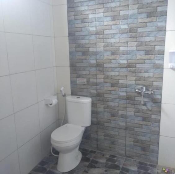 בית מלון כפרי Maulana Hills Syariah