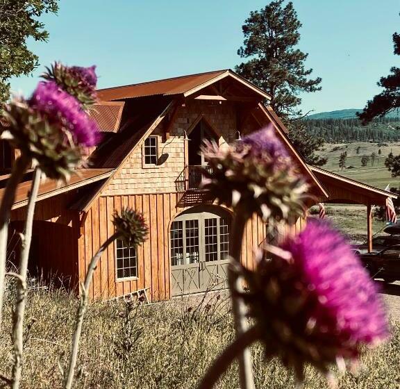 אתר נופש Navajo Peak Lodge