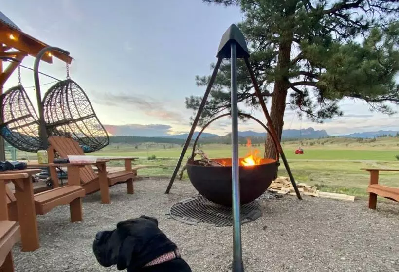 リゾートホテル Navajo Peak Lodge