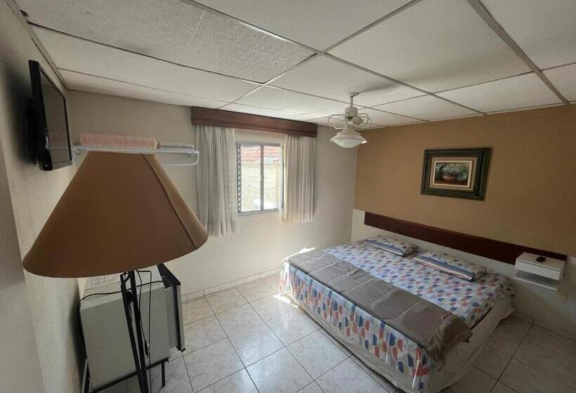 Travessa 12 Suítes Centro De Serra Negra Sp