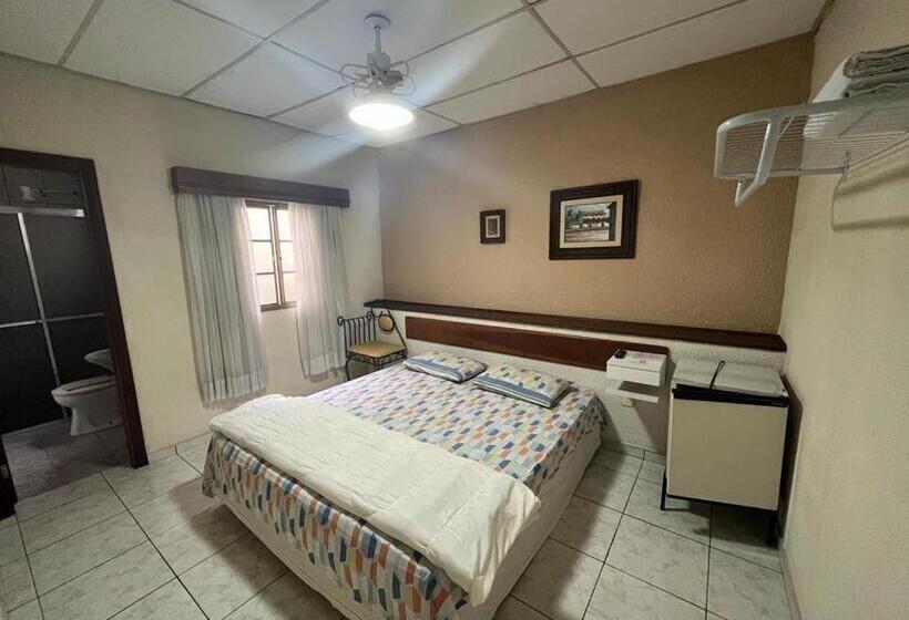 Travessa 12 Suítes Centro De Serra Negra Sp