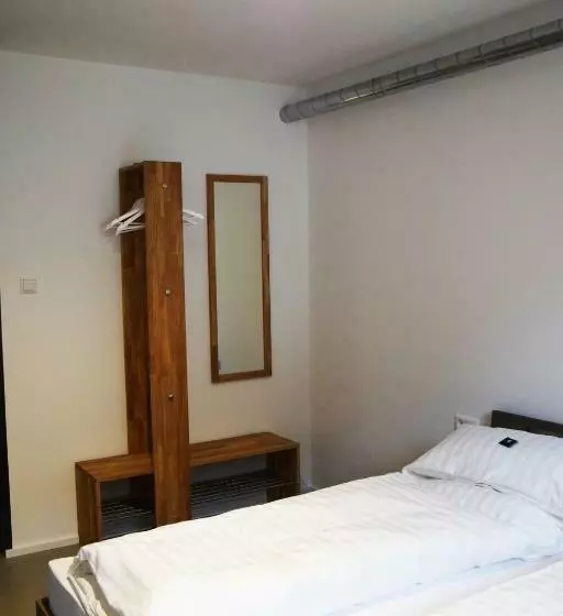 Aamiaismajoitus (B&B) Herberge Bärenschenke