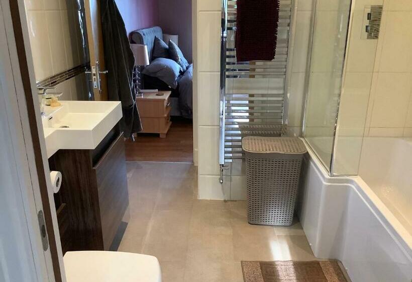 ベッドアンドブレックファースト The Kings Suite Oak Drive, Colwyn Bay Ll29 7yp First Floor