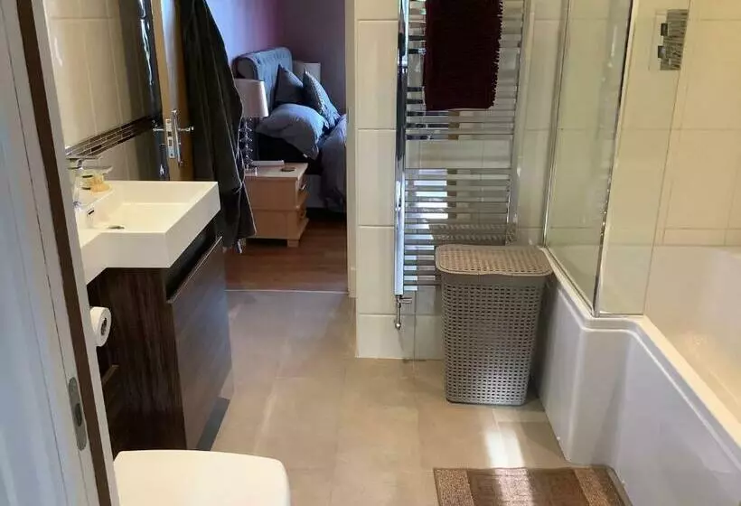 ベッドアンドブレックファースト The Kings Suite Oak Drive, Colwyn Bay Ll29 7yp First Floor