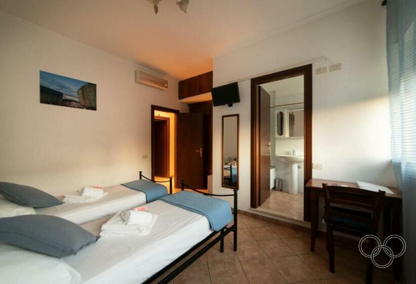 تختخواب و صبحانه Olimpico Locazione Turistica 9970