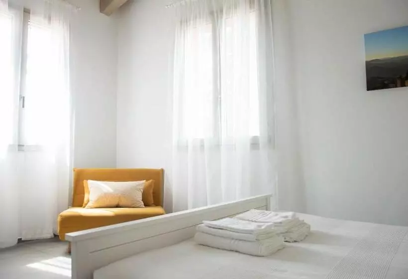 Hotelli La Silvana B&b