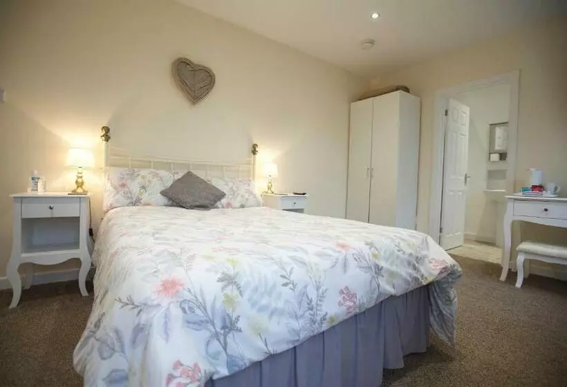 Trelaske Manor B&b