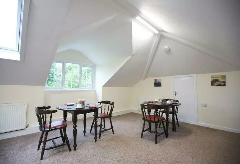 Trelaske Manor B&b