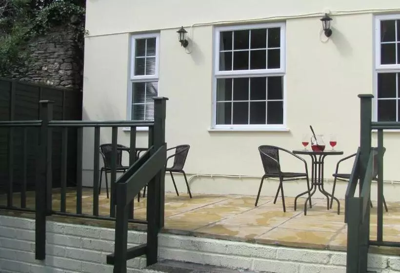 Trelaske Manor B&b