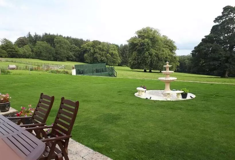 Trelaske Manor B&b