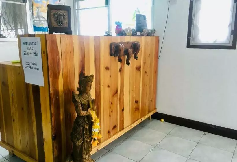 ユースホステル Baan Chang Guesthouse