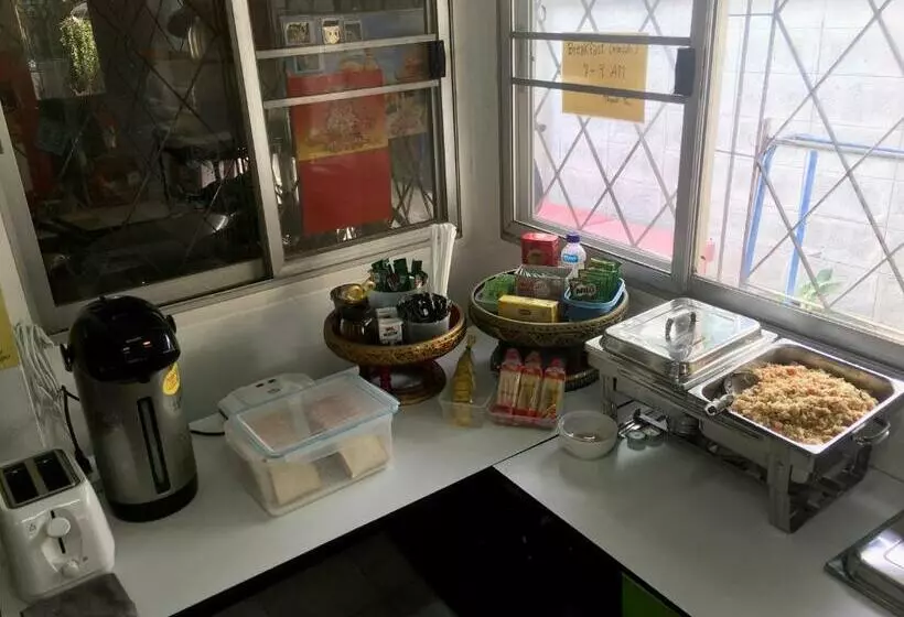 ユースホステル Baan Chang Guesthouse