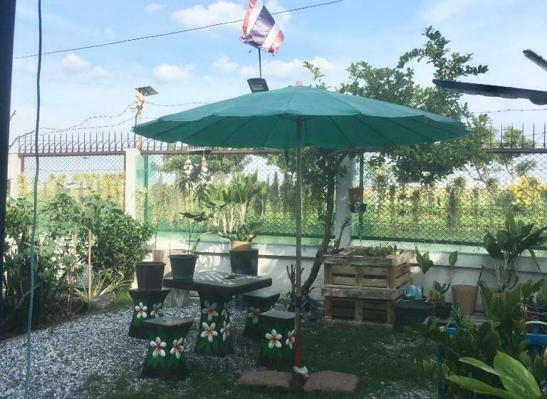 Albergue Baan Chang Guesthouse