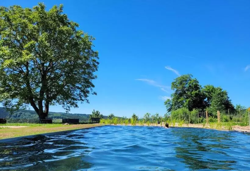 ベッドアンドブレックファースト La Roseraie