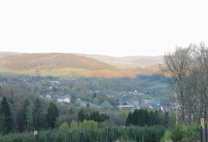 ベッドアンドブレックファースト La Roseraie