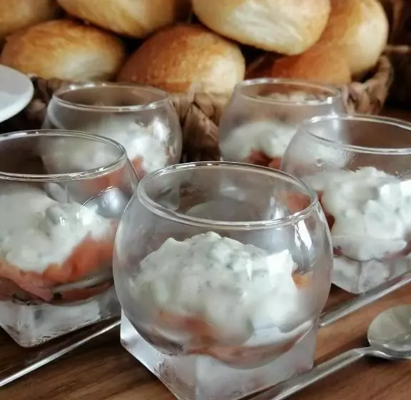 ベッドアンドブレックファースト La Roseraie