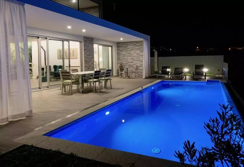 Majatalo Holiday Apartment Sunset Ocean