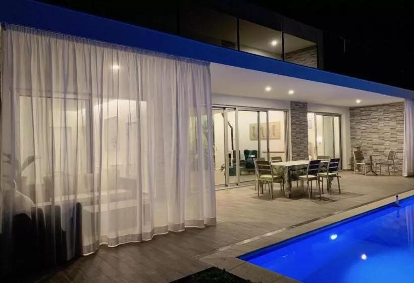 Majatalo Holiday Apartment Sunset Ocean