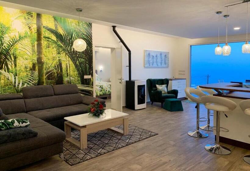 پانسیون Holiday Apartment Sunset Ocean