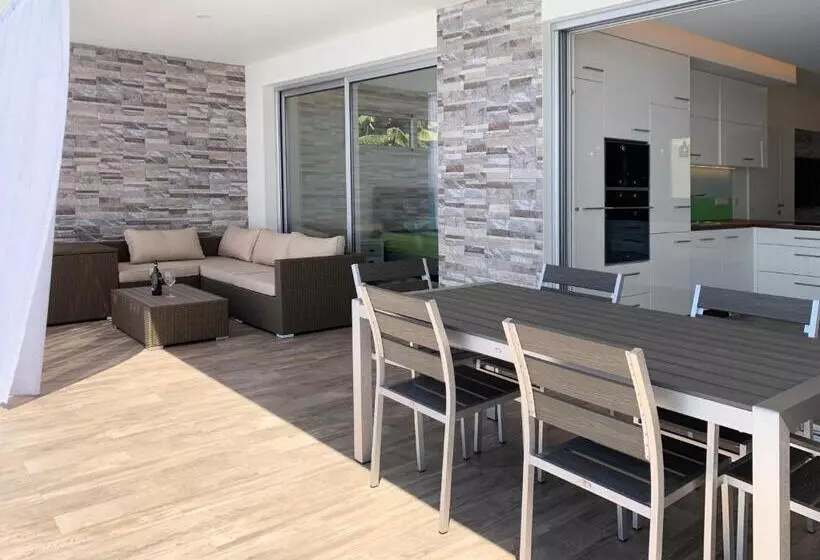 Majatalo Holiday Apartment Sunset Ocean