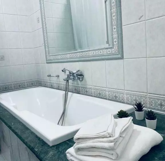B&b Adc Home