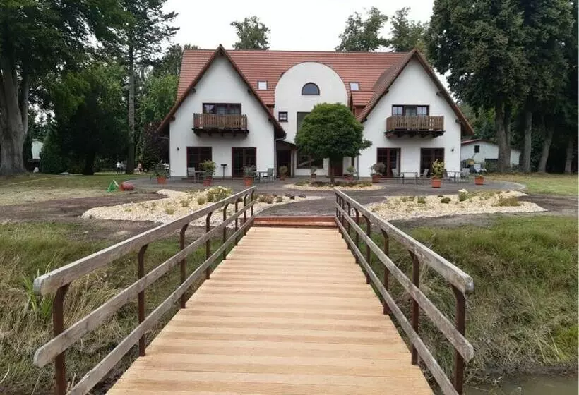 Aamiaismajoitus (B&B) An Der Gärtnerei