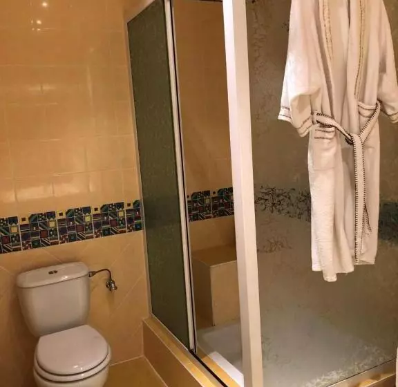 Aamiaismajoitus (B&B) Château Les Tourelles