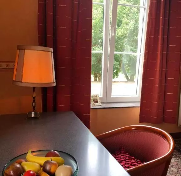 Aamiaismajoitus (B&B) Château Les Tourelles