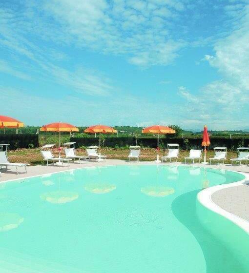 فندق Agriturismo Aver