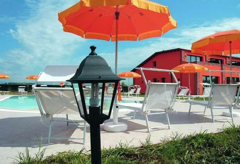 Hotelli Agriturismo Aver