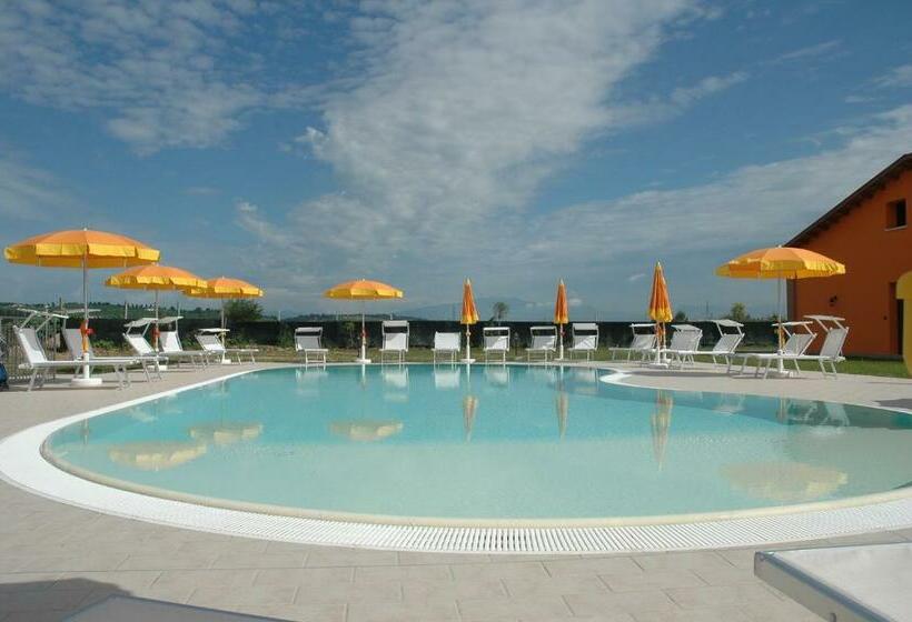 فندق Agriturismo Aver