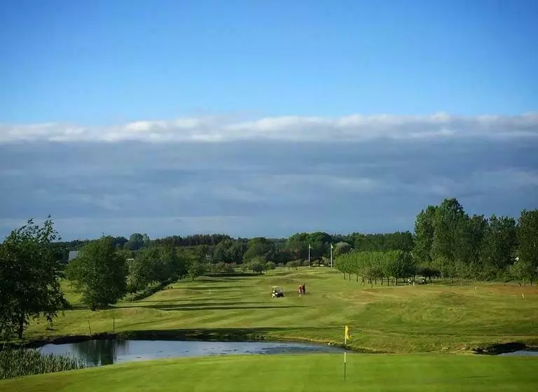 ホテル äppelgårdens Golfklubb