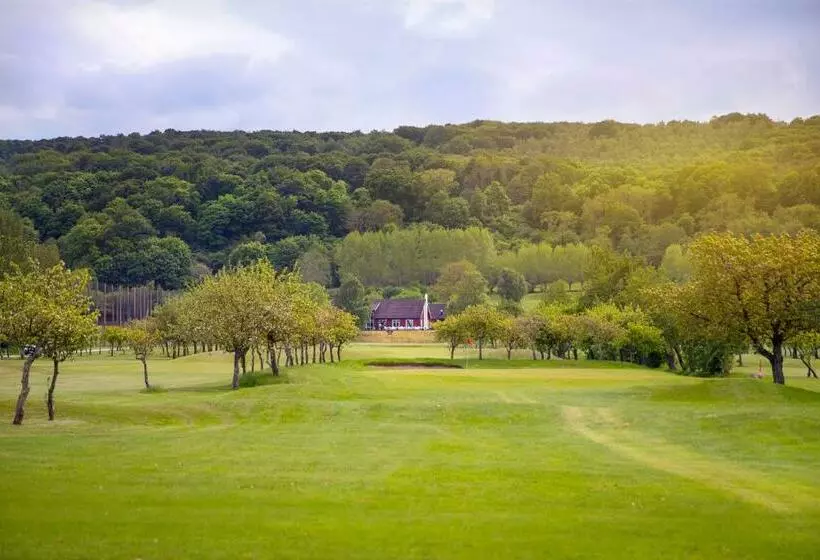 ホテル äppelgårdens Golfklubb