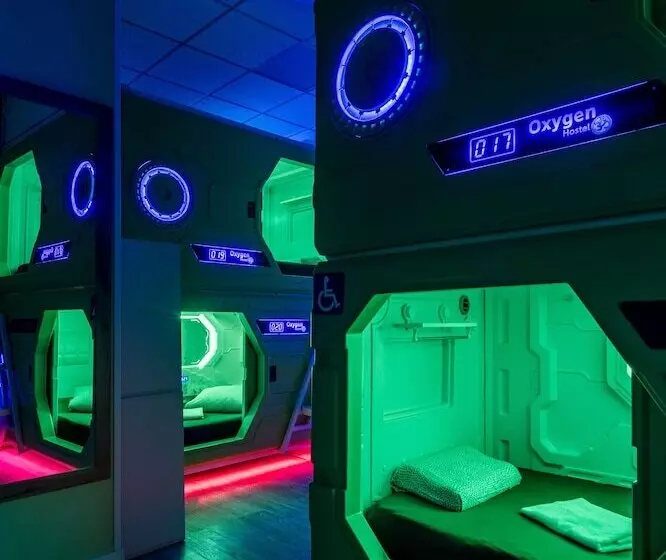 Oxygen Hostel Capsula