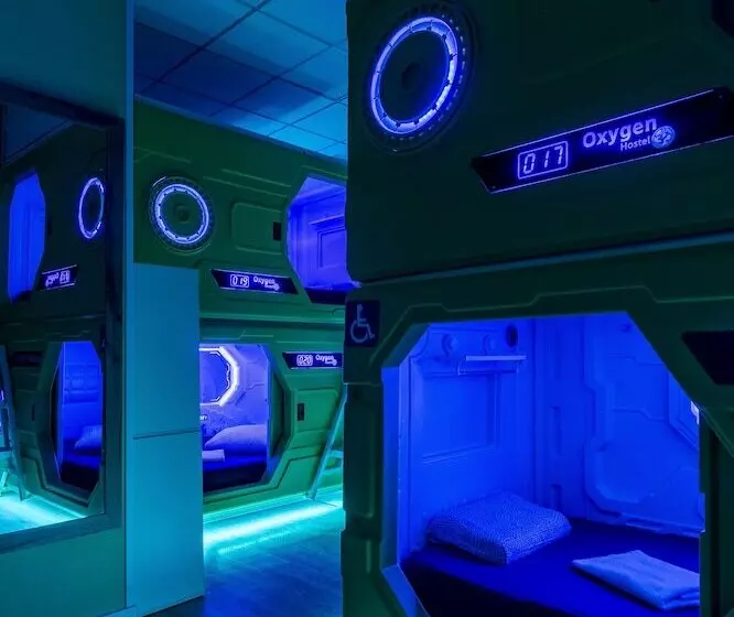 Oxygen Hostel Capsula