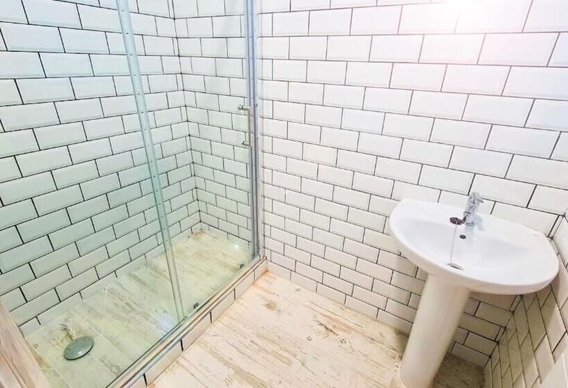 Oxygen Hostel Capsula